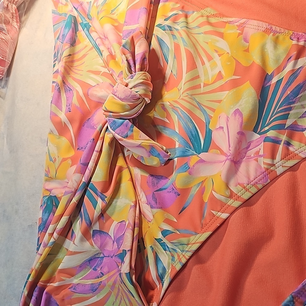 Women's Bathing Suit Bottom NWT - Picture 3 of 5